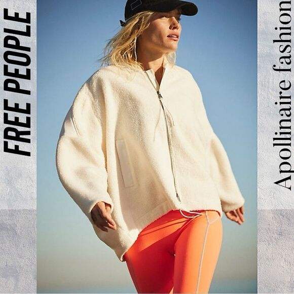 FREE PEOPLE TOURNAMENT FLEECE NWT IN IVORY LARGE - Picture 2 of 7
